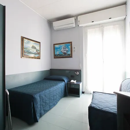 Tirreno 호텔 3*