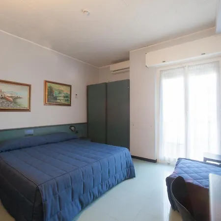 Tirreno 3* 제노바