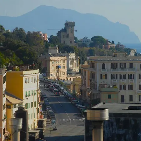 Tirreno Готель